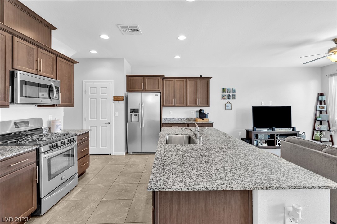 6636 Salt Pond Bay Street