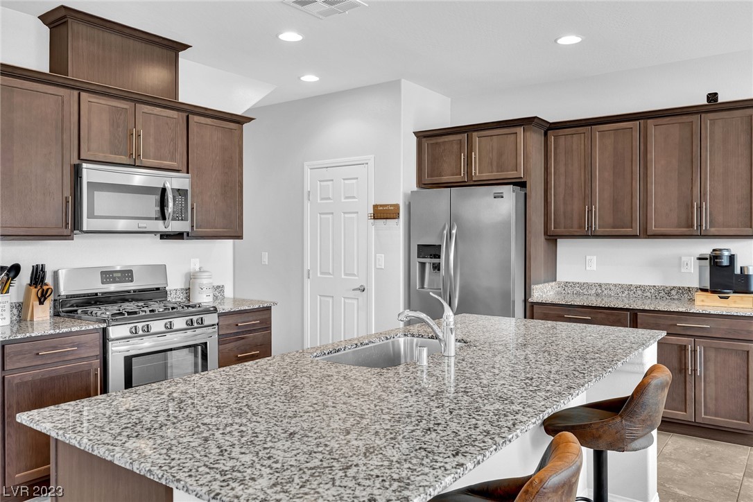 6636 Salt Pond Bay Street