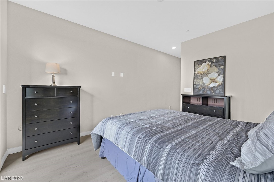 11230 Hidden Peak Avenue 204