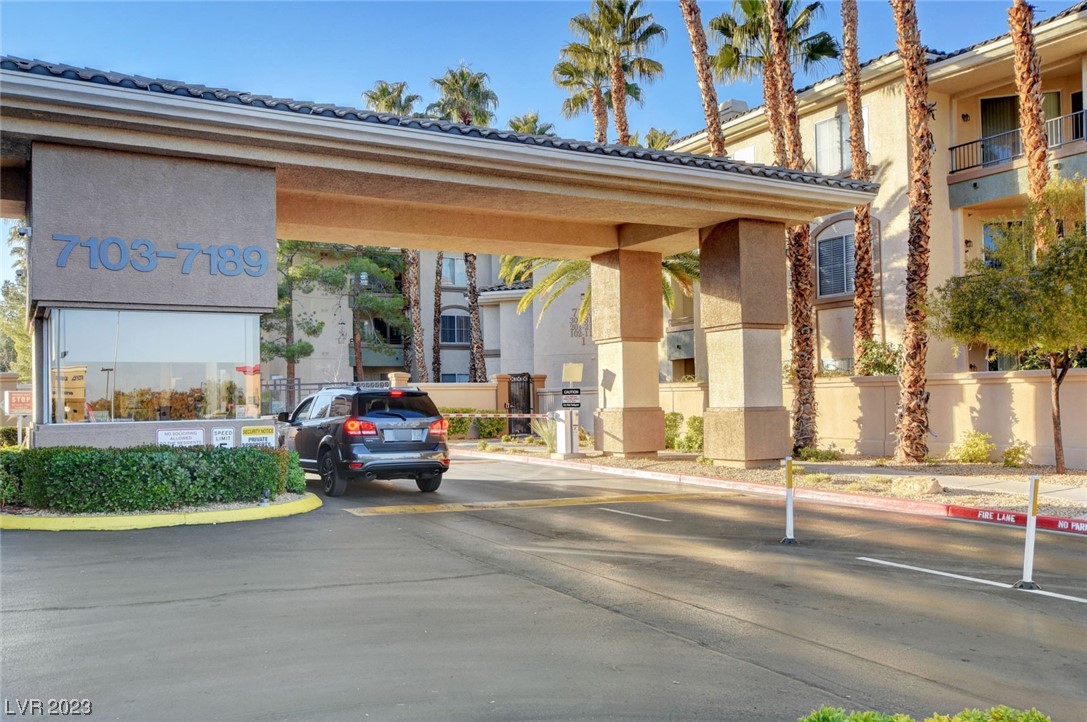 7163 S Durango Drive Unit: 302