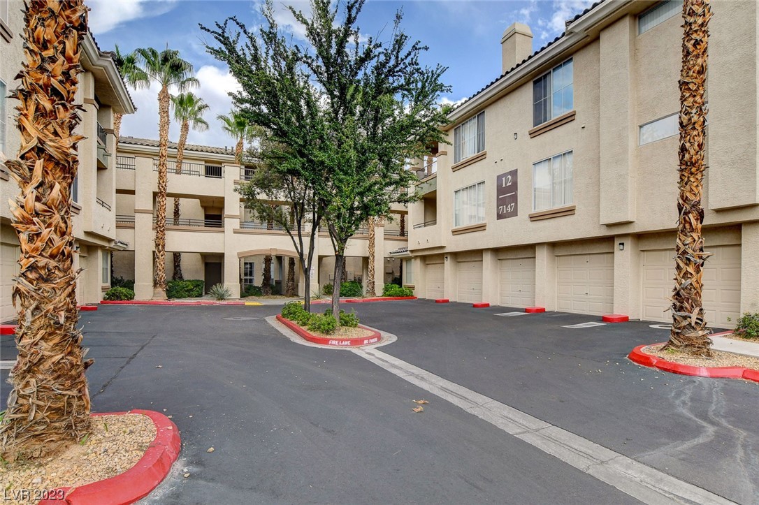 7163 S Durango Drive Unit: 302