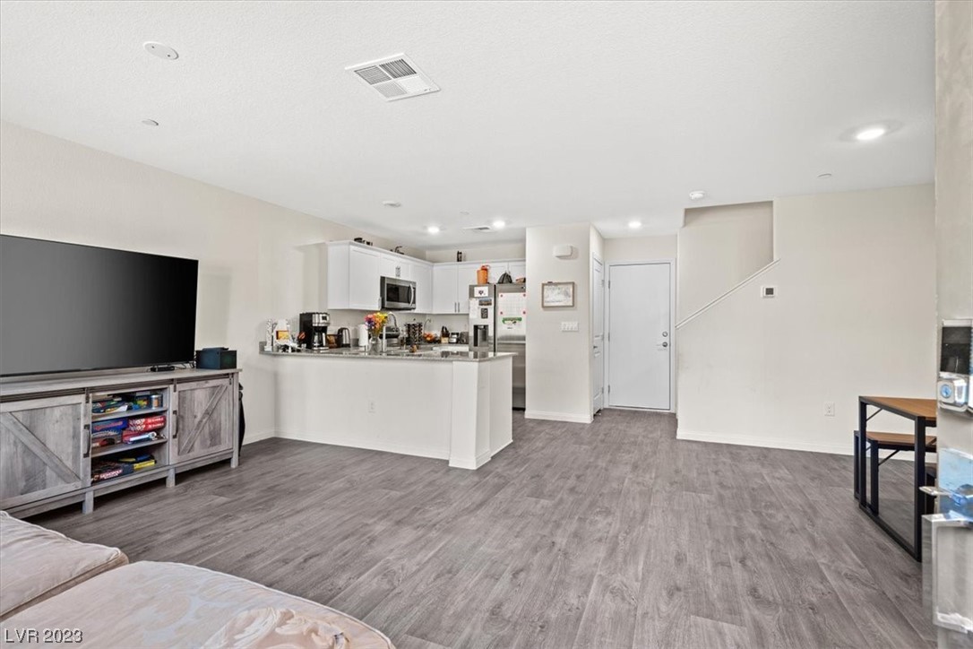 2654 Fawn Beige Court