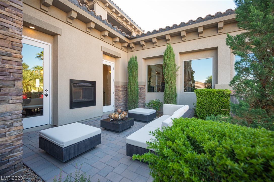 3235 Costa Smeralda Circle