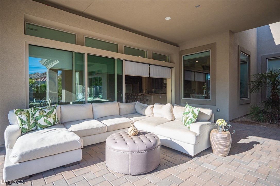 3235 Costa Smeralda Circle