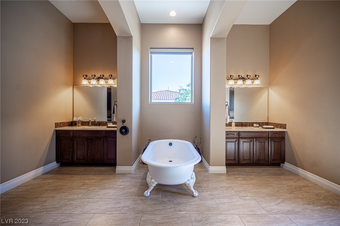 3235 Costa Smeralda Circle