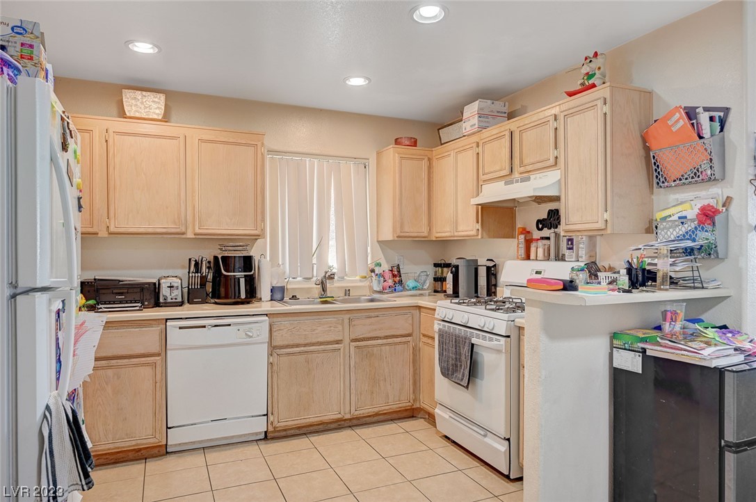5222 Pat Place