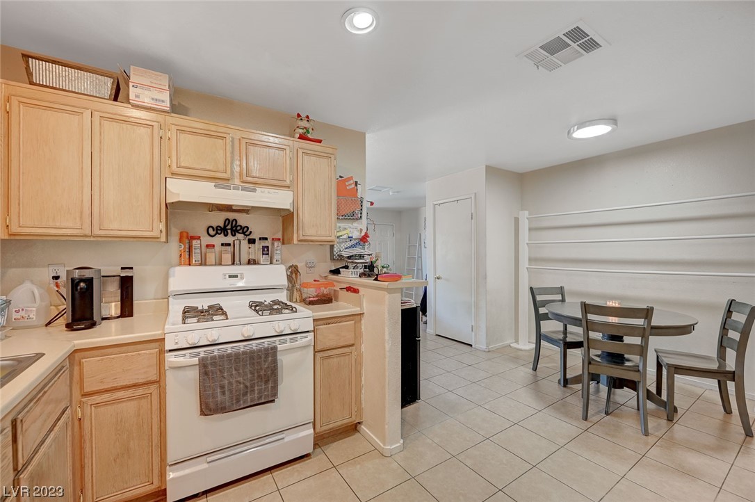 5222 Pat Place