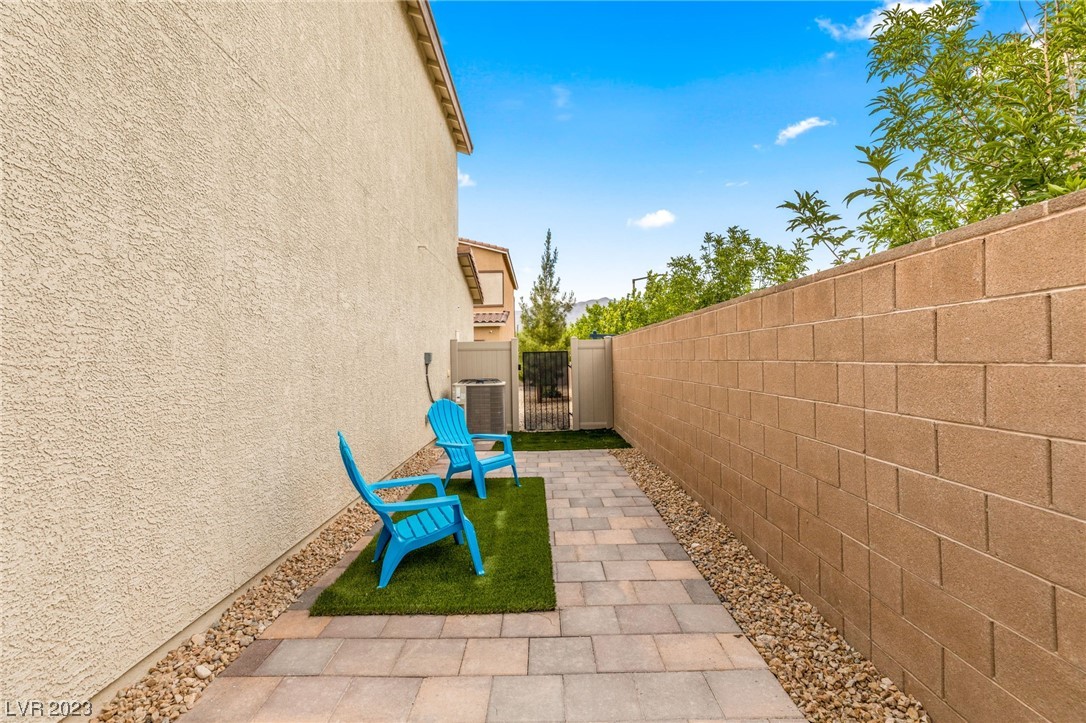 7351 Sunray Point Street