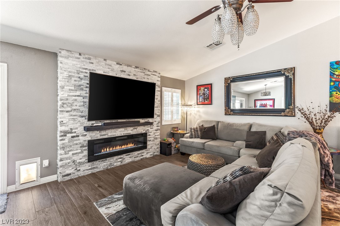 5508 Honey Mesquite Lane