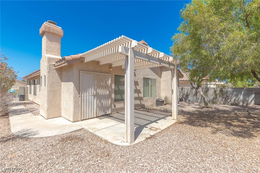 7921 Blue Charm Avenue