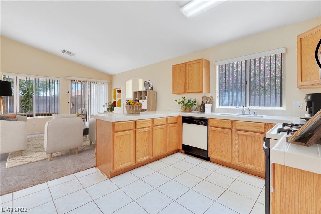 7921 Blue Charm Avenue