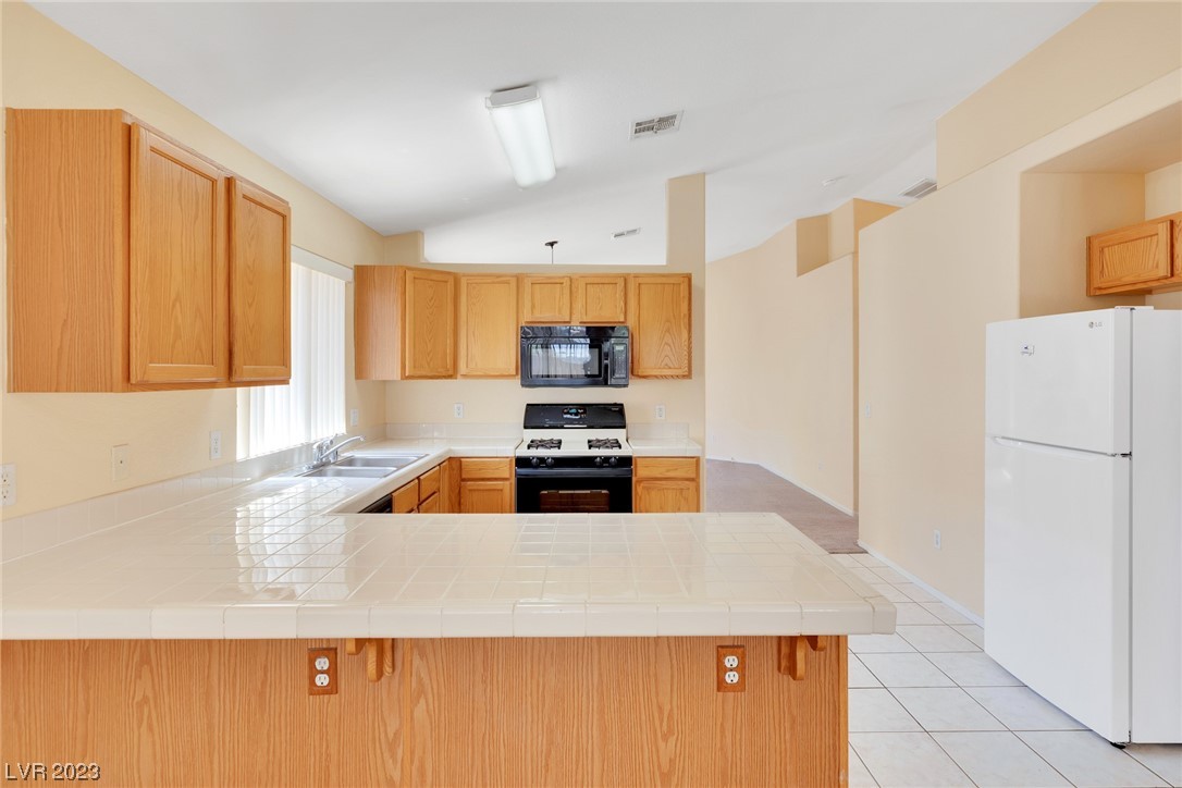 7921 Blue Charm Avenue