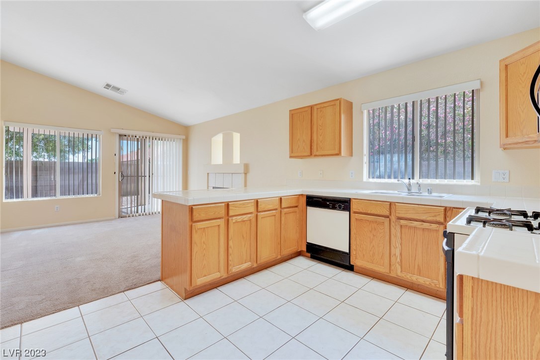 7921 Blue Charm Avenue