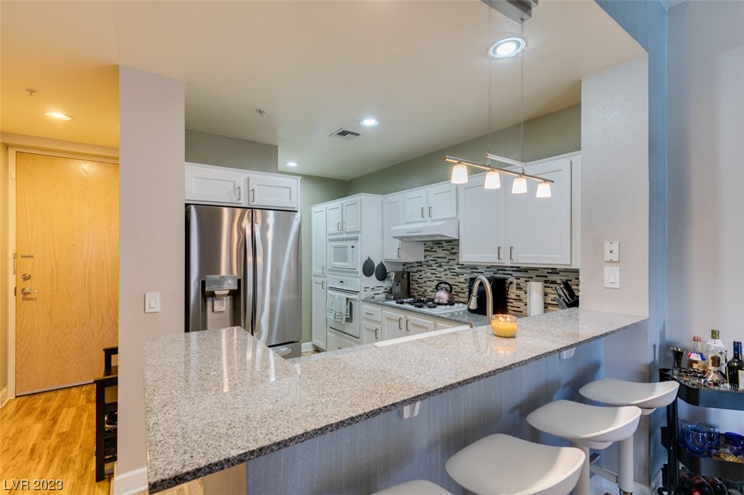 75 E Agate Avenue Unit: 301