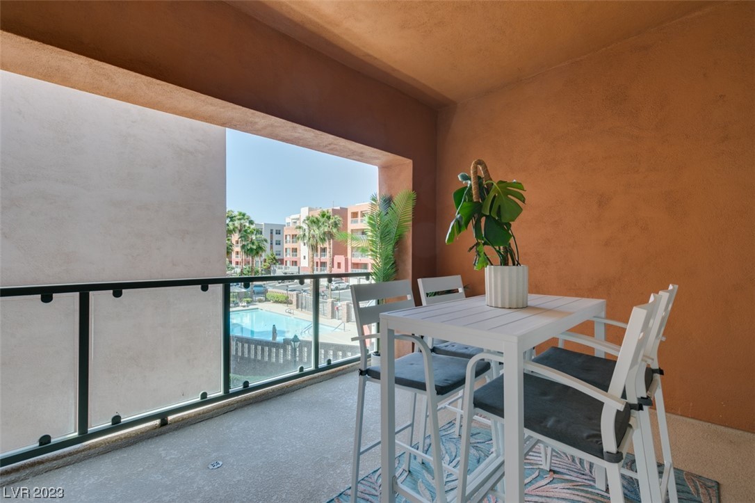 75 E Agate Avenue Unit: 301