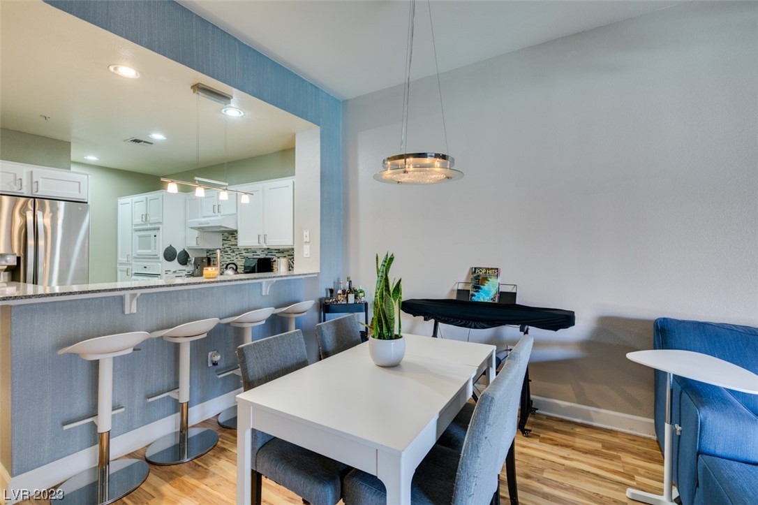 75 E Agate Avenue Unit: 301