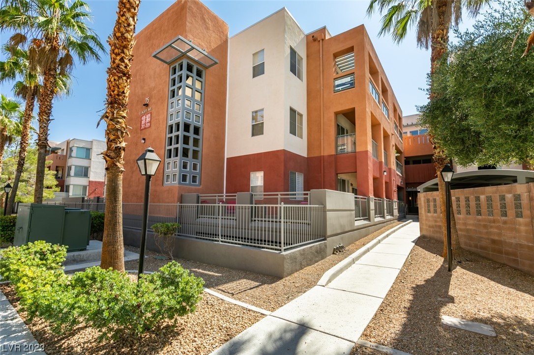 75 E Agate Avenue Unit: 301