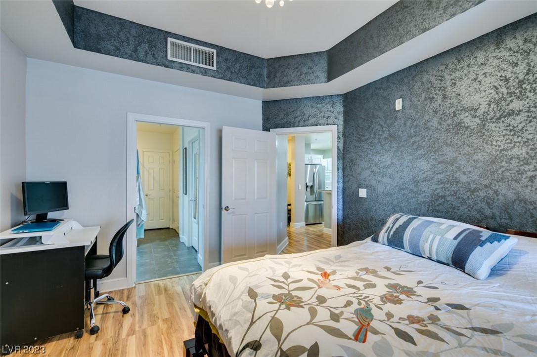 75 E Agate Avenue Unit: 301