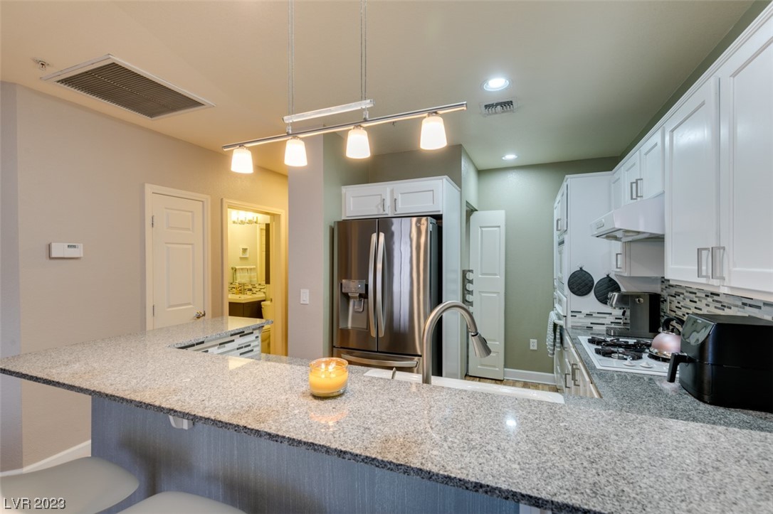 75 E Agate Avenue Unit: 301