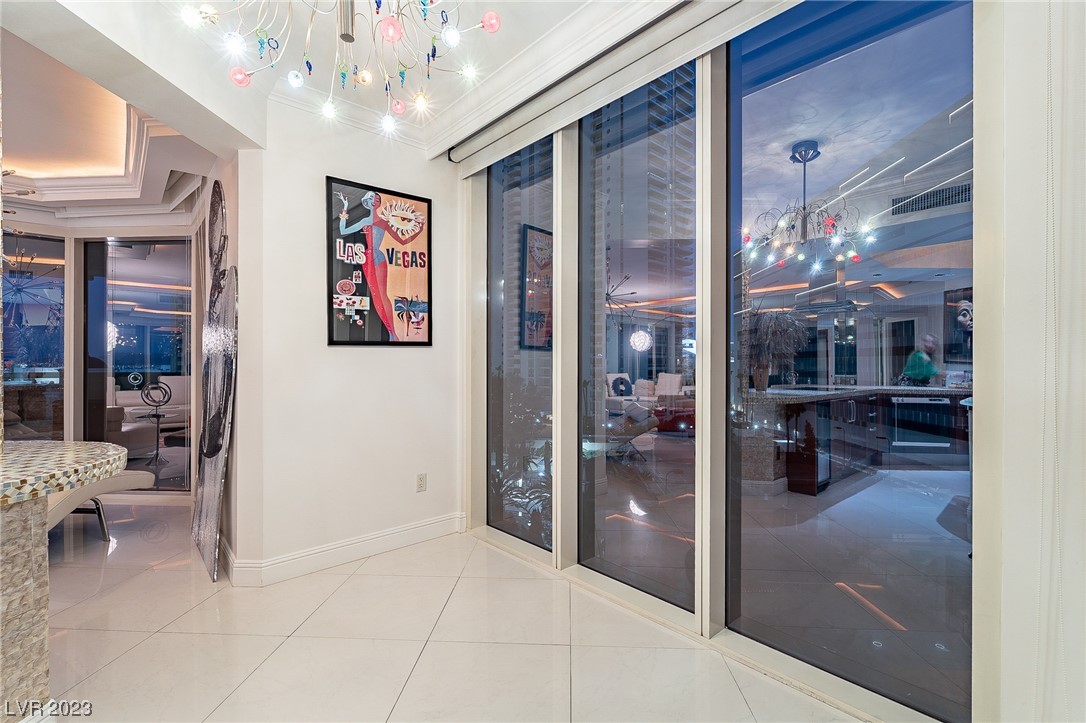 2747 Paradise Road Unit: 605