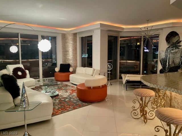 2747 Paradise Road Unit: 605