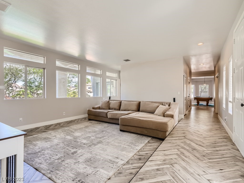 3888 Quadrel Street