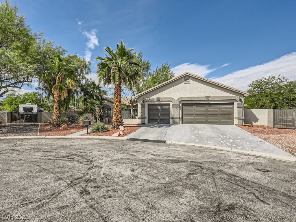 3888 Quadrel Street
