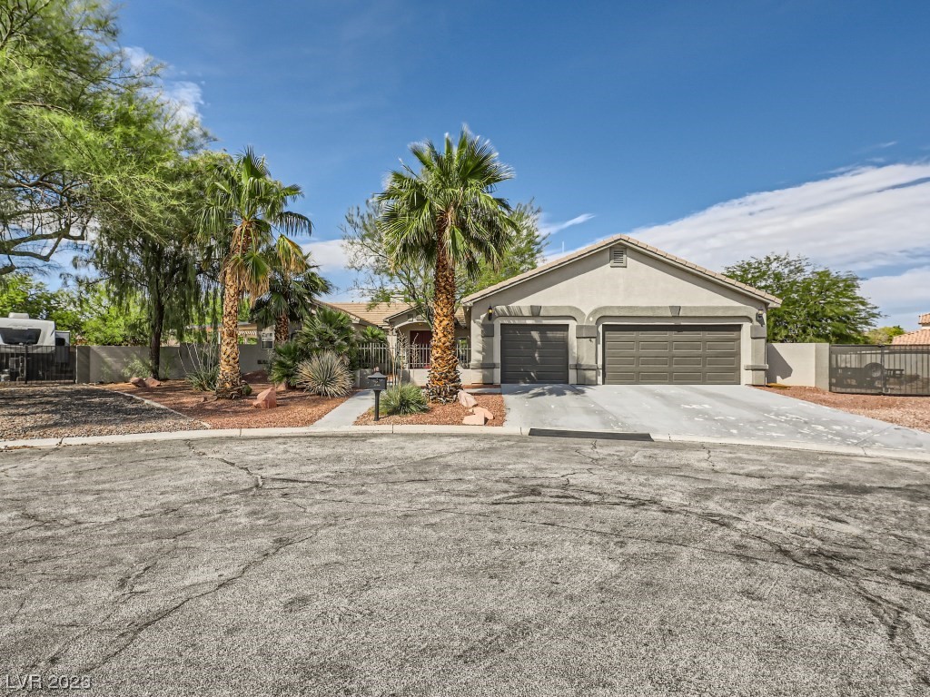 3888 Quadrel Street