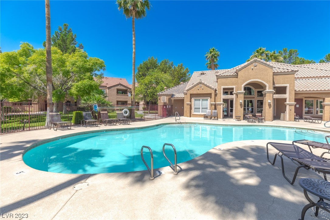 1150 N Buffalo Drive Unit: 1045
