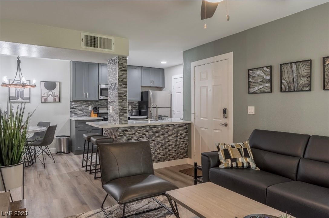 7885 W Flamingo Road Unit: 1141