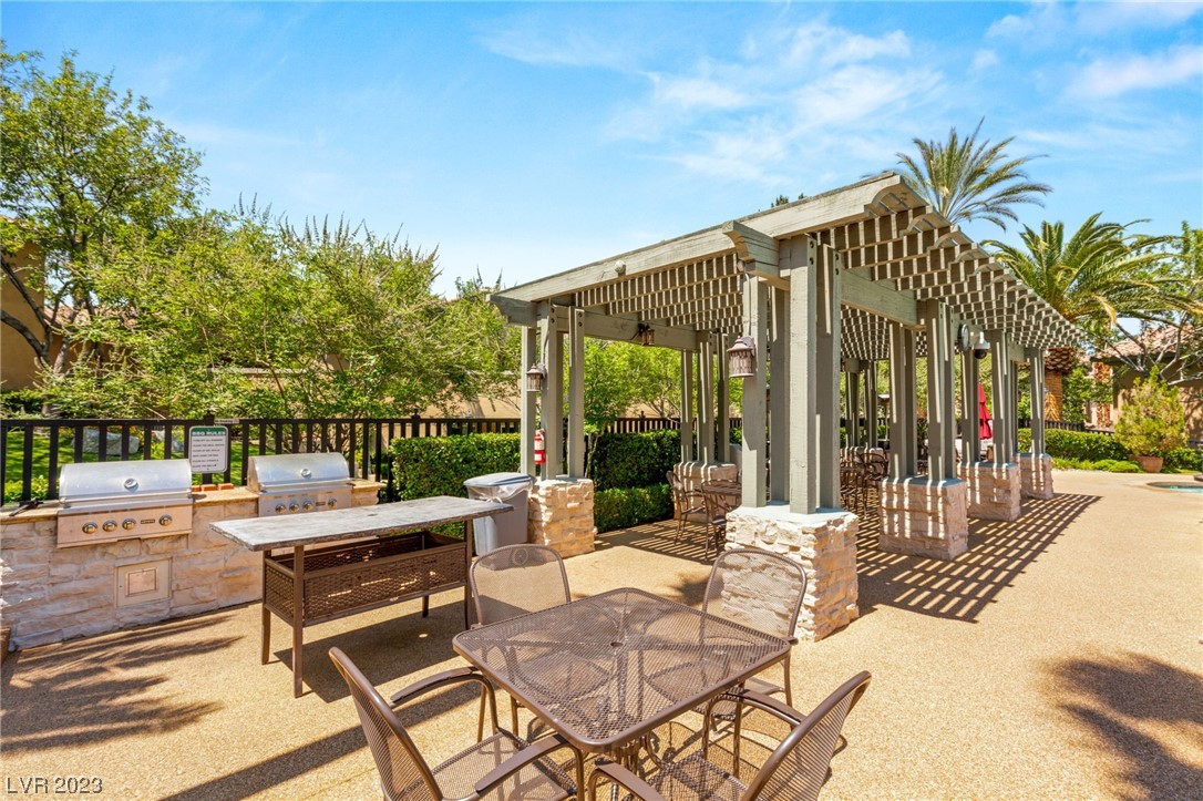 8724 Red Rio Drive Unit: 202