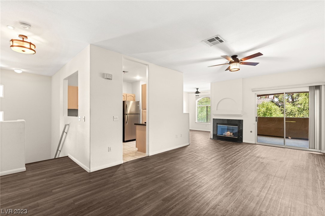 8724 Red Rio Drive Unit: 202