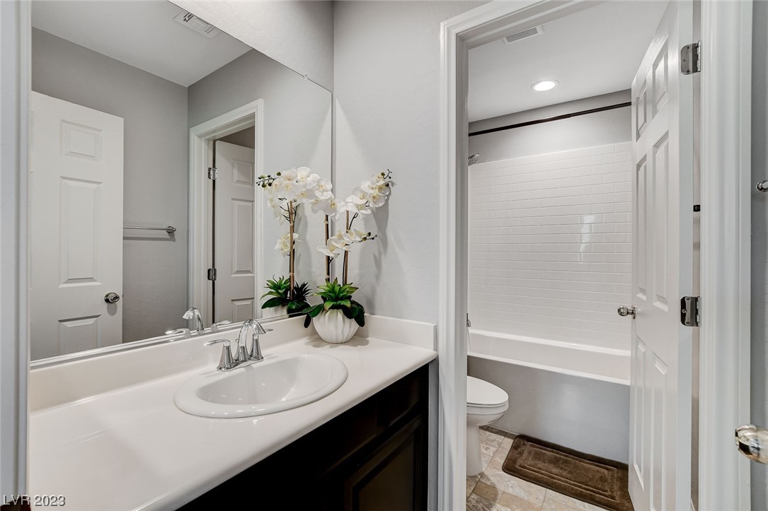 3796 Nerine Pass Way
