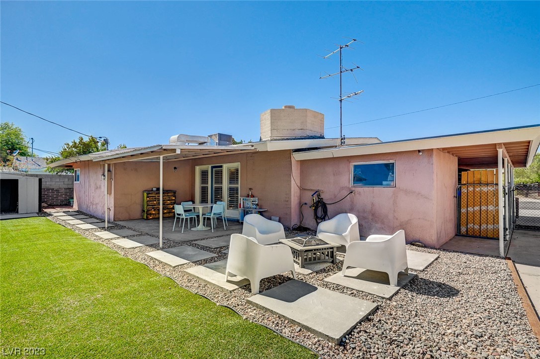 812 Griffith Avenue