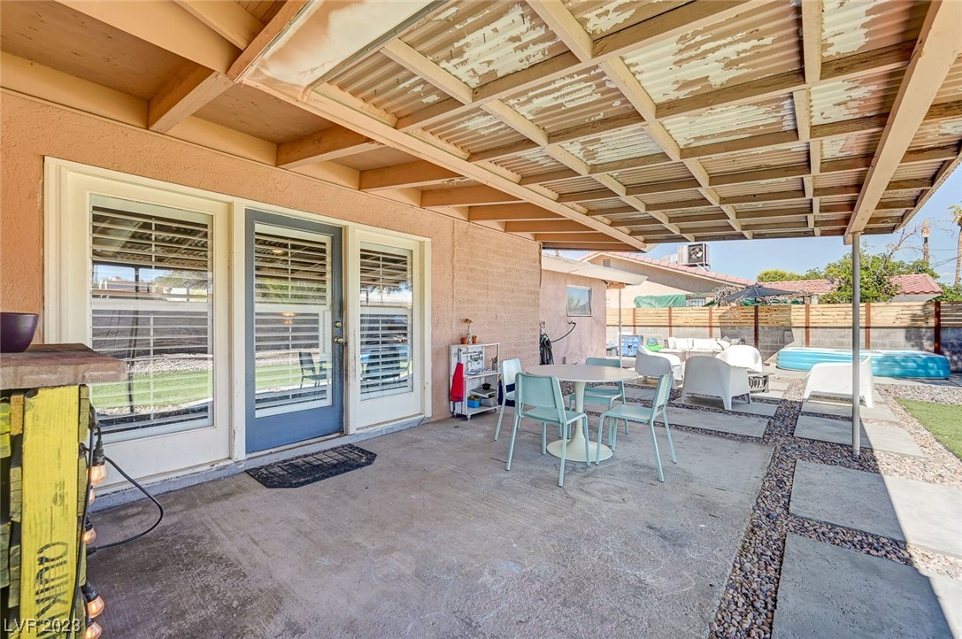 812 Griffith Avenue