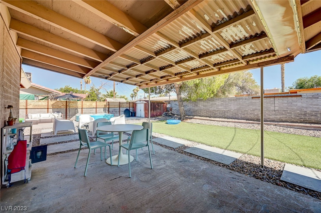 812 Griffith Avenue