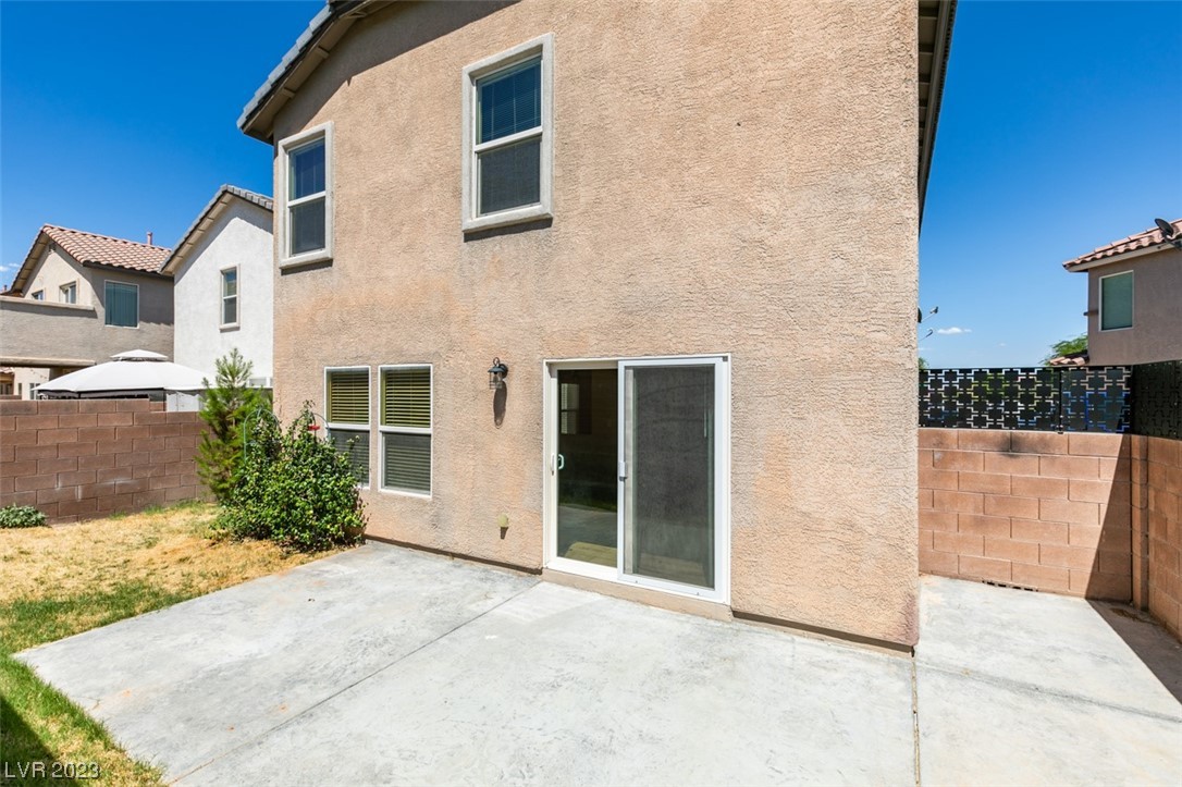 8609 Dodds Canyon Street