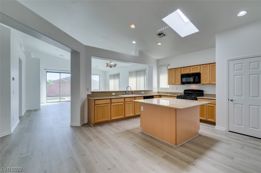 1006 Via Saint Andrea Place