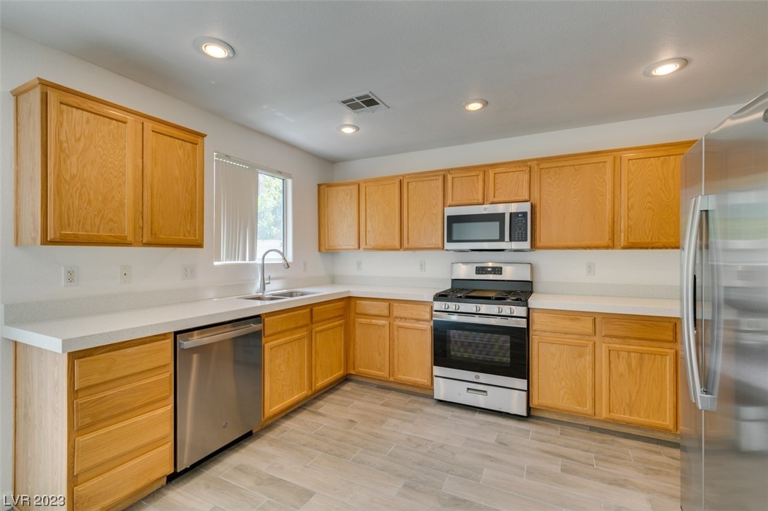 9337 Aventurine Court