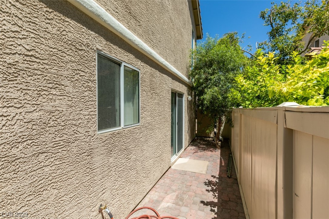9337 Aventurine Court