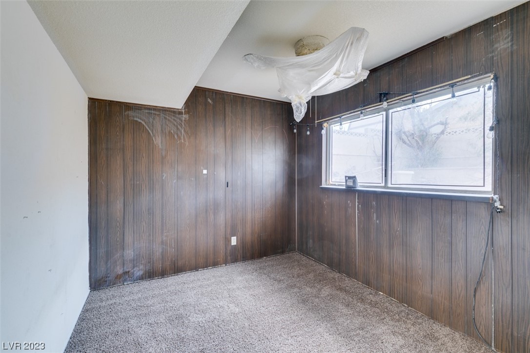 6945 Surrey Court