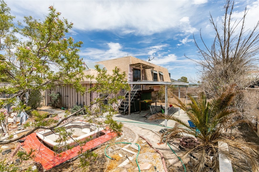 6945 Surrey Court