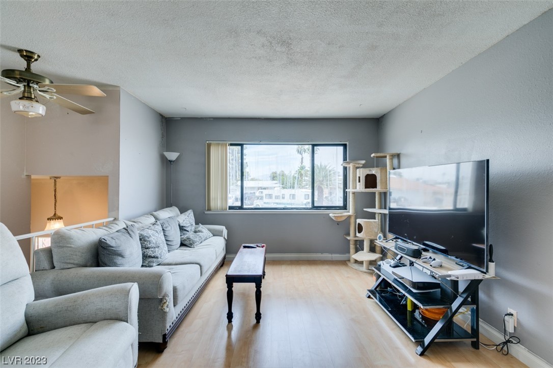6945 Surrey Court