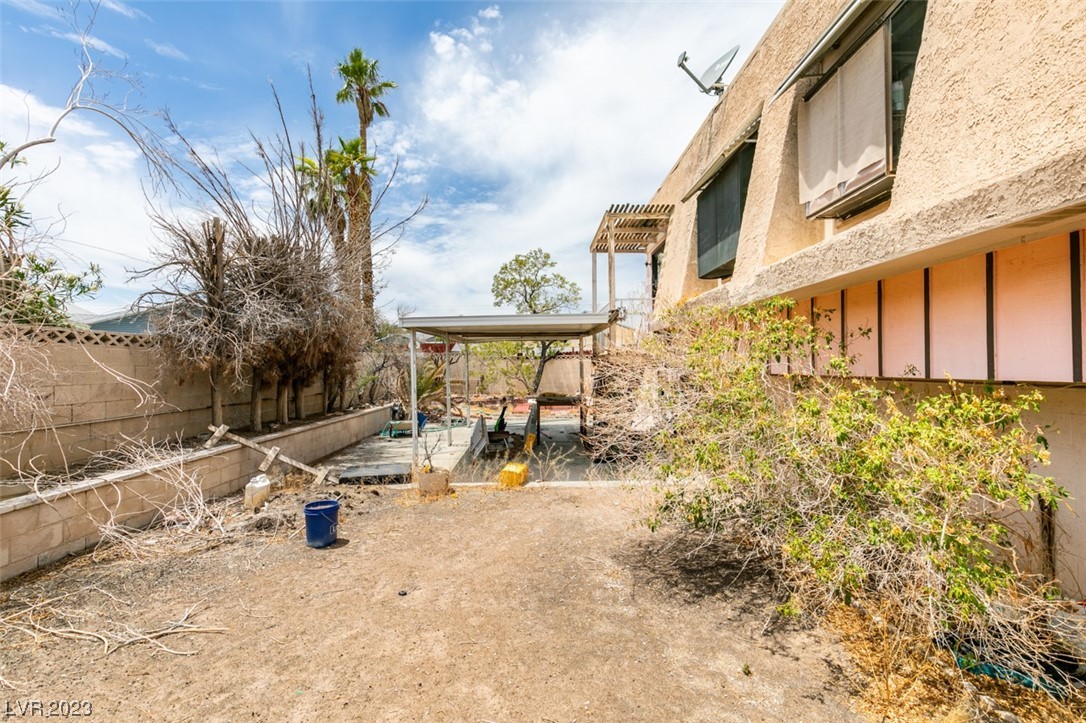 6945 Surrey Court