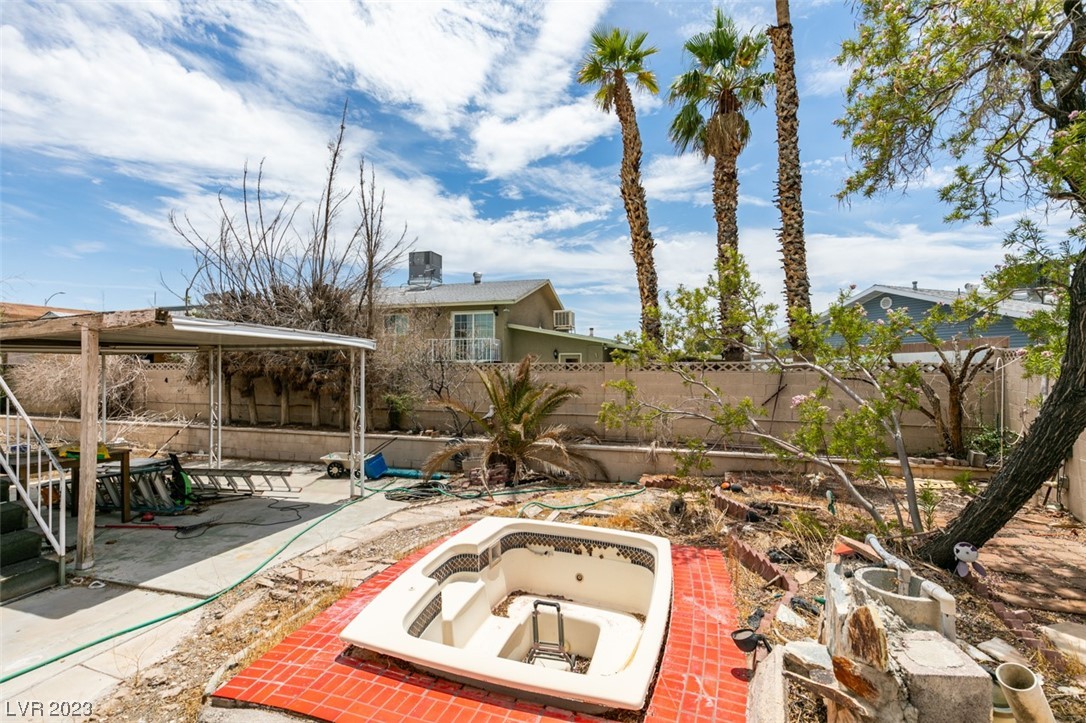6945 Surrey Court