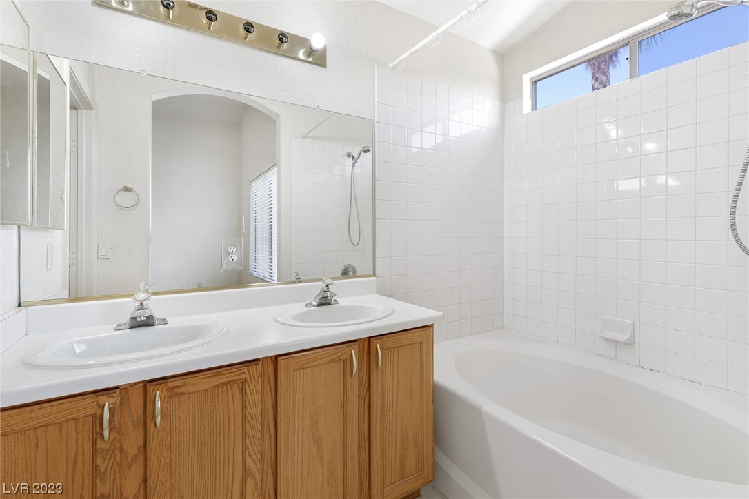 7932 Blue Charm Avenue