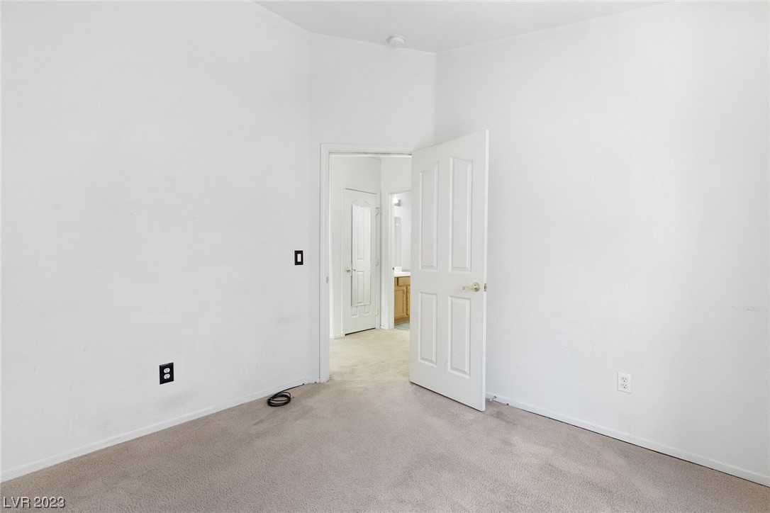 7932 Blue Charm Avenue