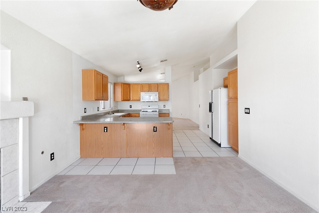 7932 Blue Charm Avenue