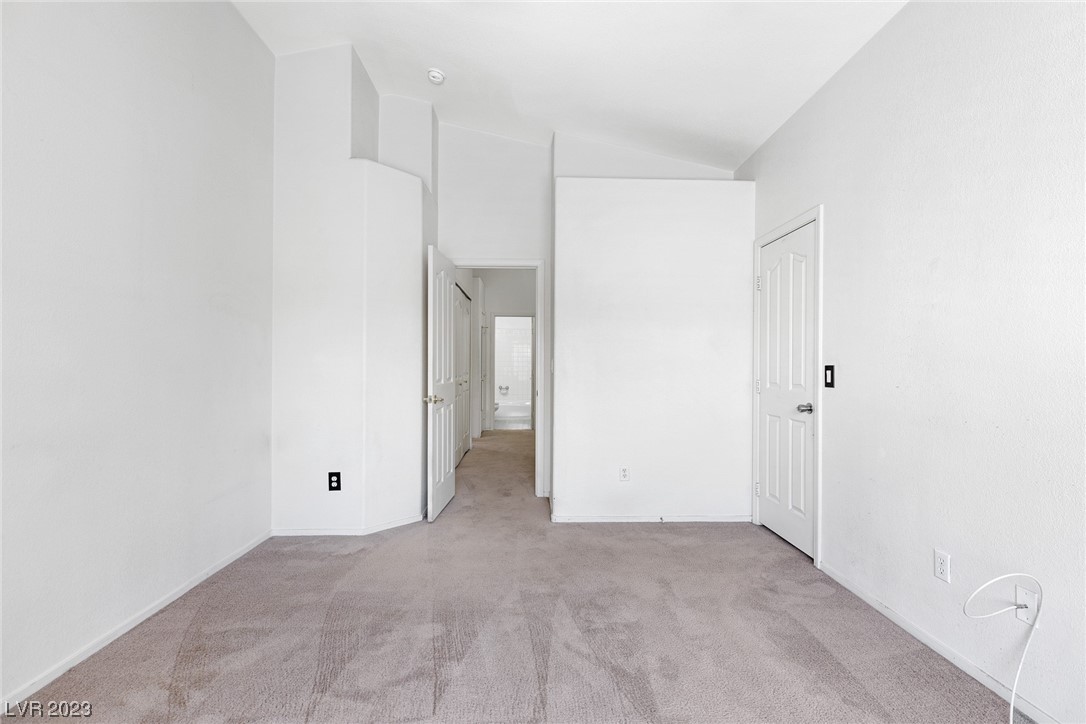 7932 Blue Charm Avenue