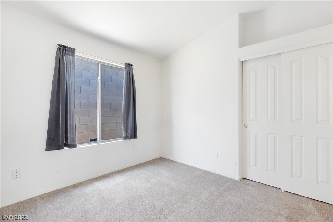 7932 Blue Charm Avenue